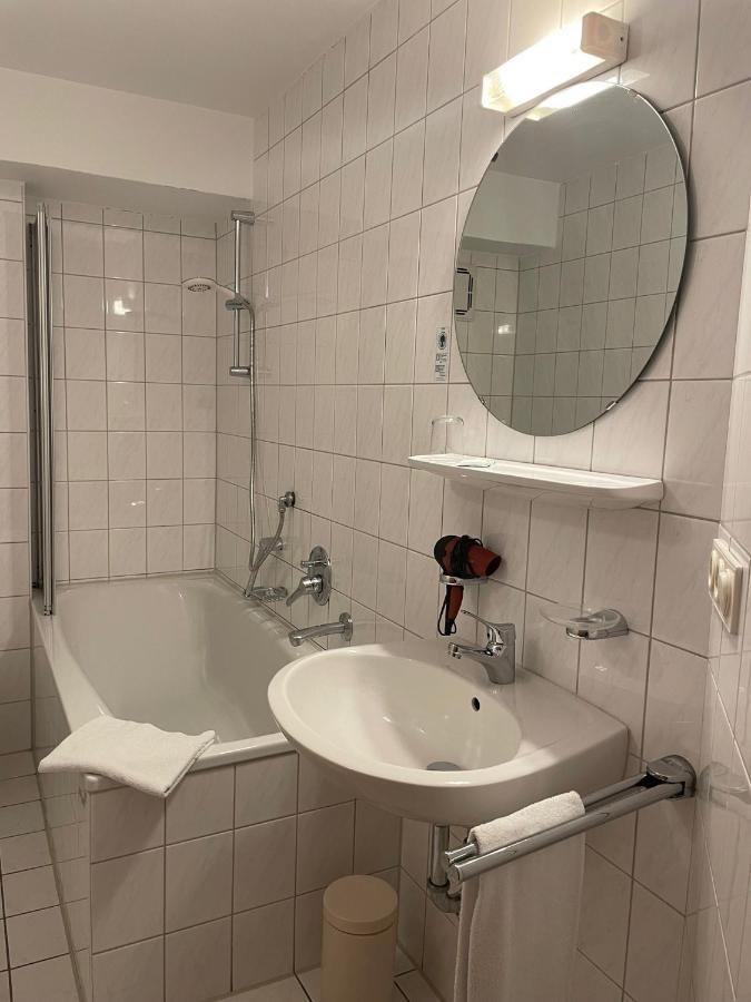 Hotel Garni Kern Halfing エクステリア 写真