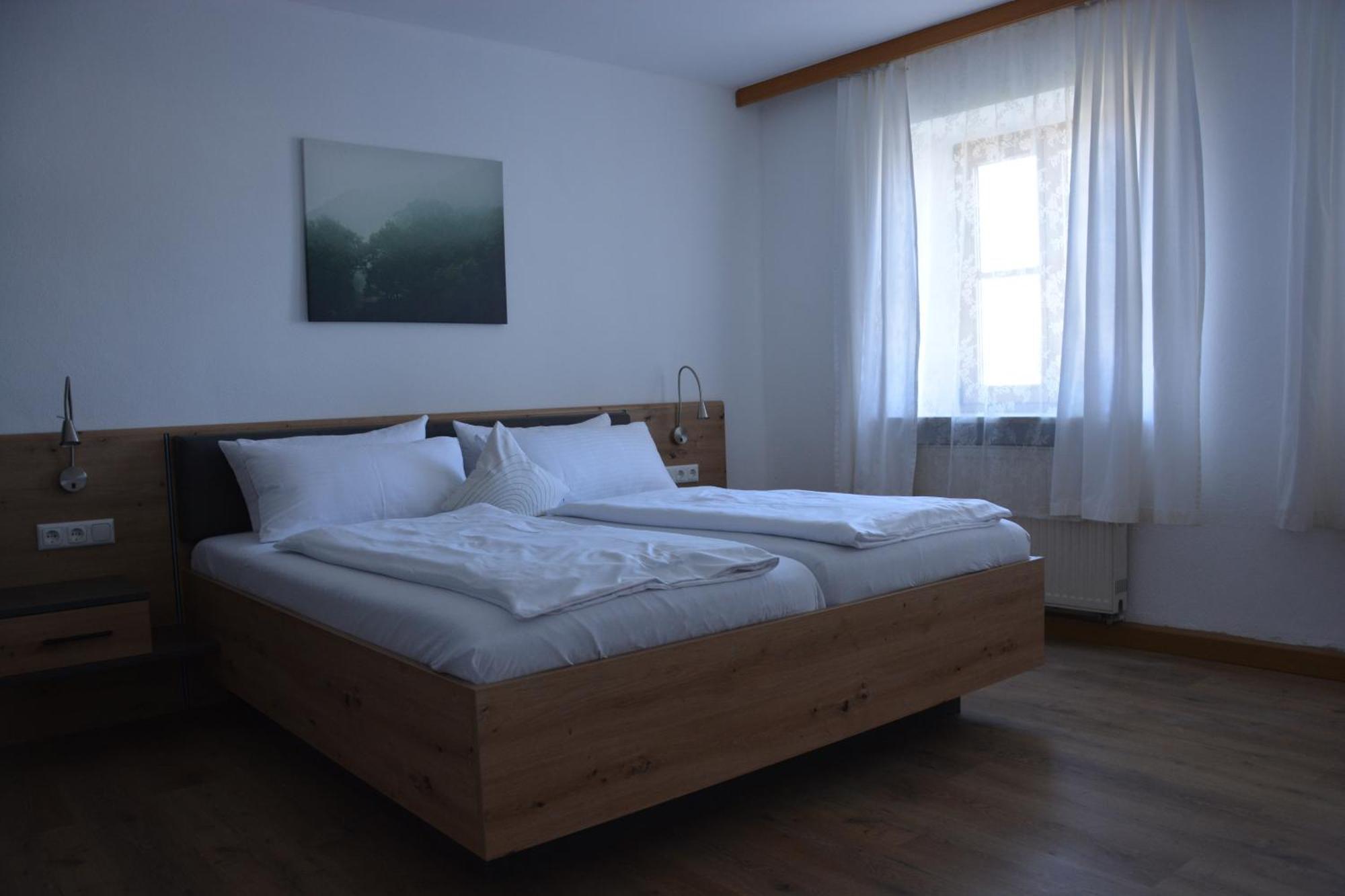 Hotel Garni Kern Halfing エクステリア 写真
